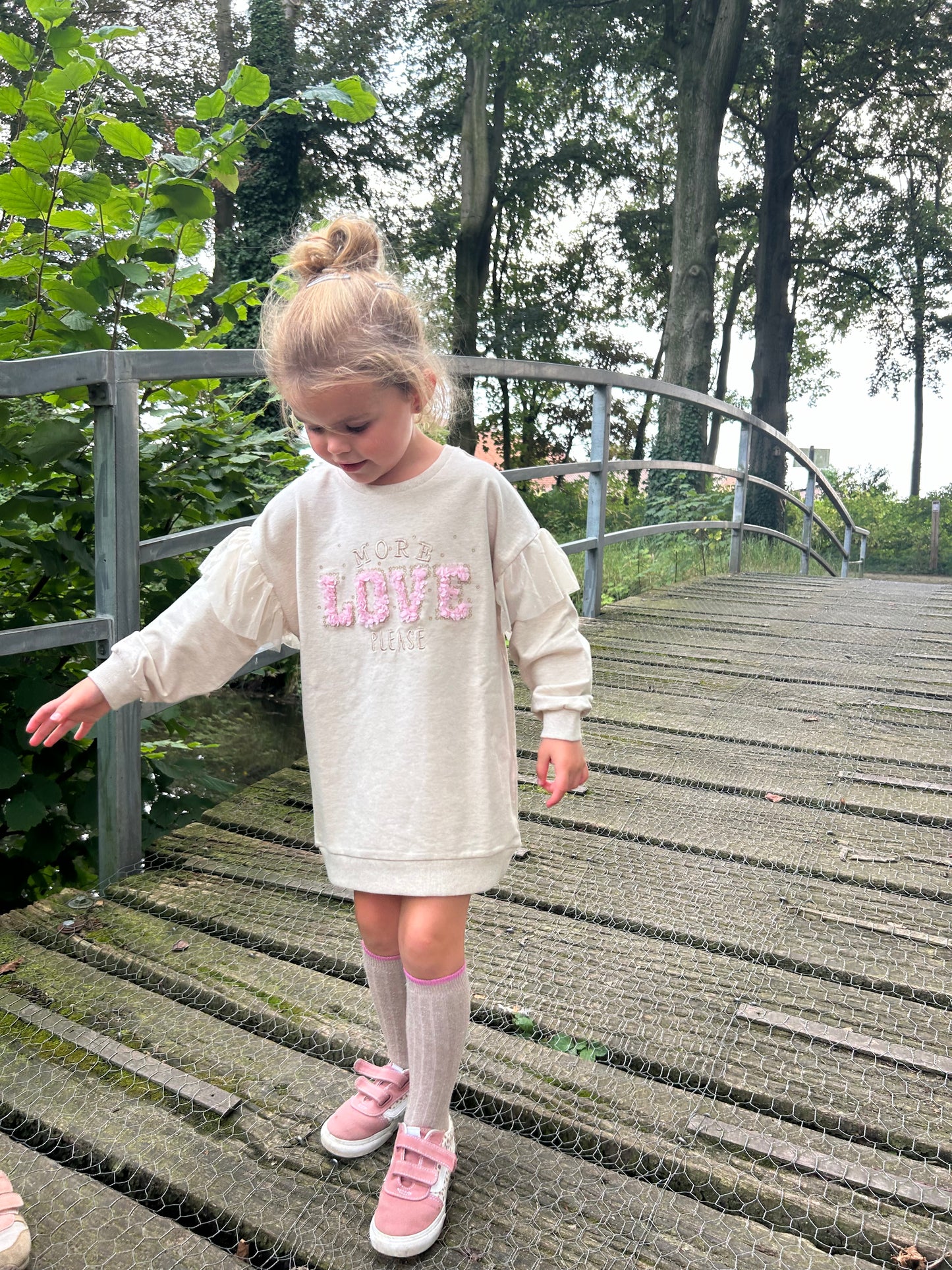 TUNIEK LOVE BEIGE OF BLAUW