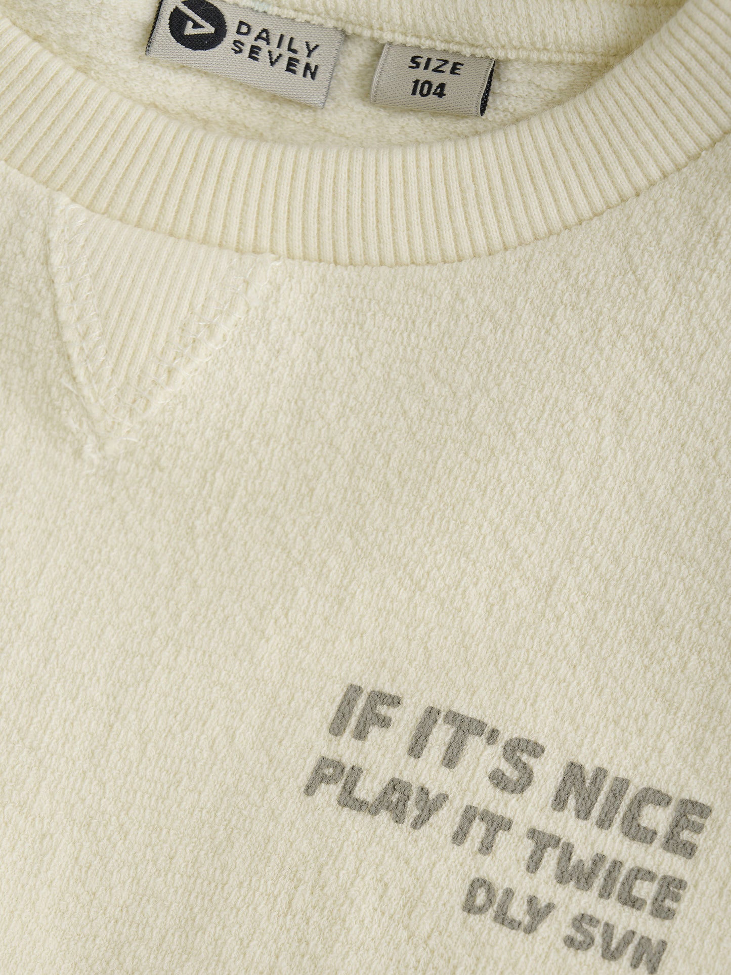 LONG SLEEVE CRÈME WITH BACKPRINT