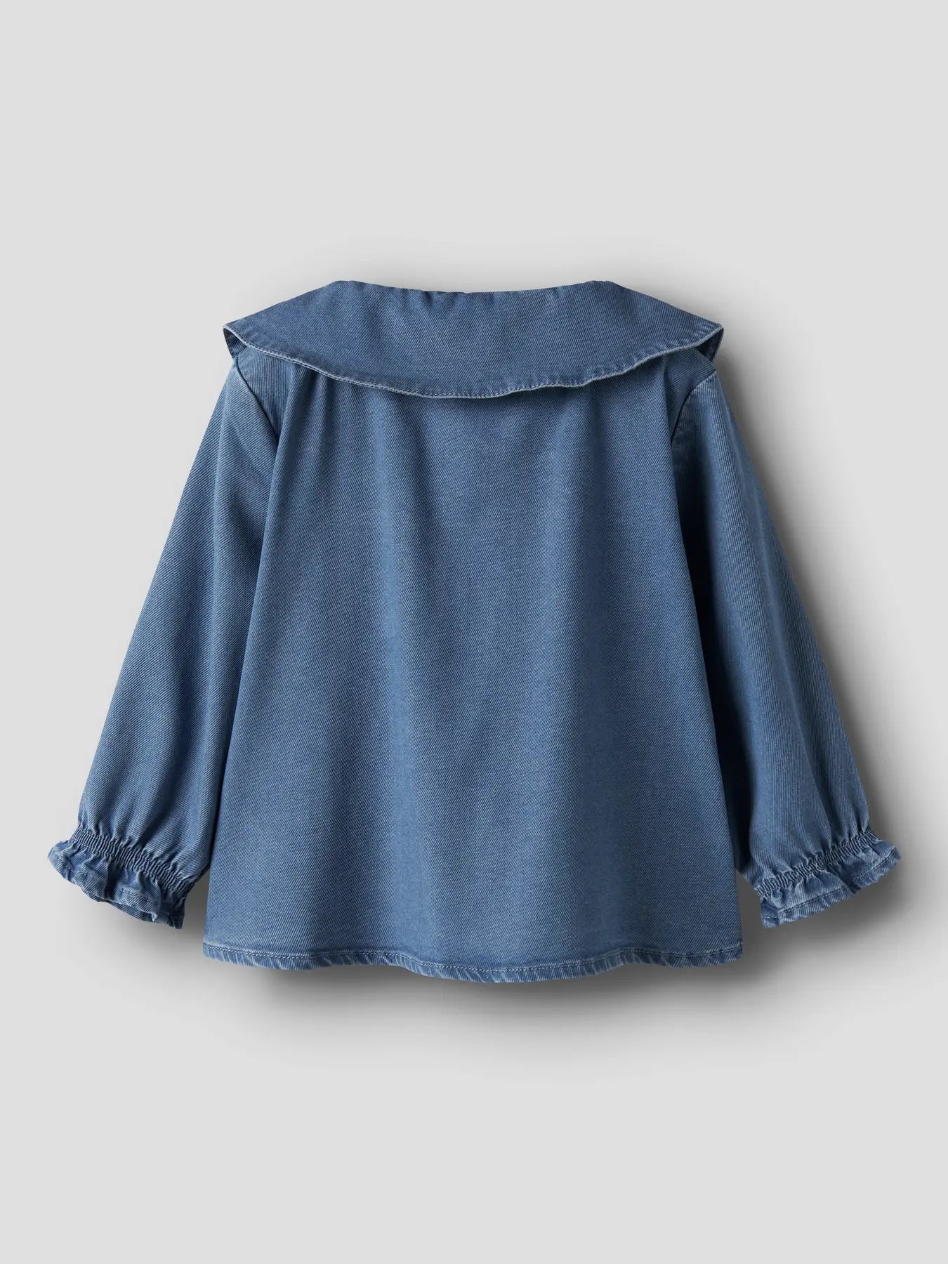 NAME IT Sophy denim shirt - zijkant en styling