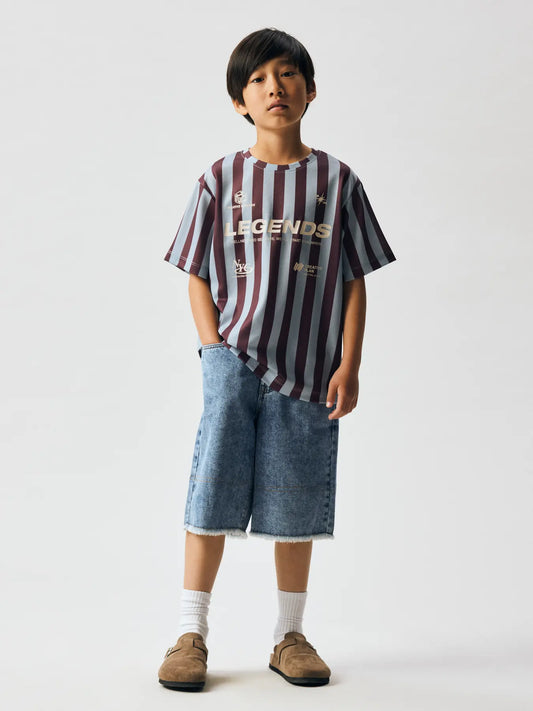 NAME IT gestreept voetbal t-shirt voor jongens - detail opname