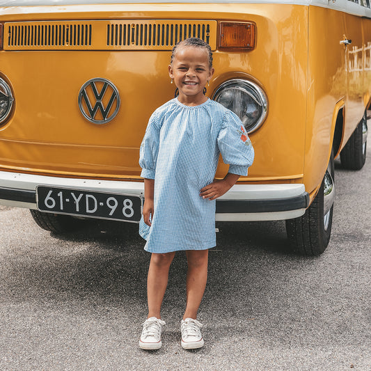 YOUR WISHES Vichy Blue Puff Sleeve Dress - styling