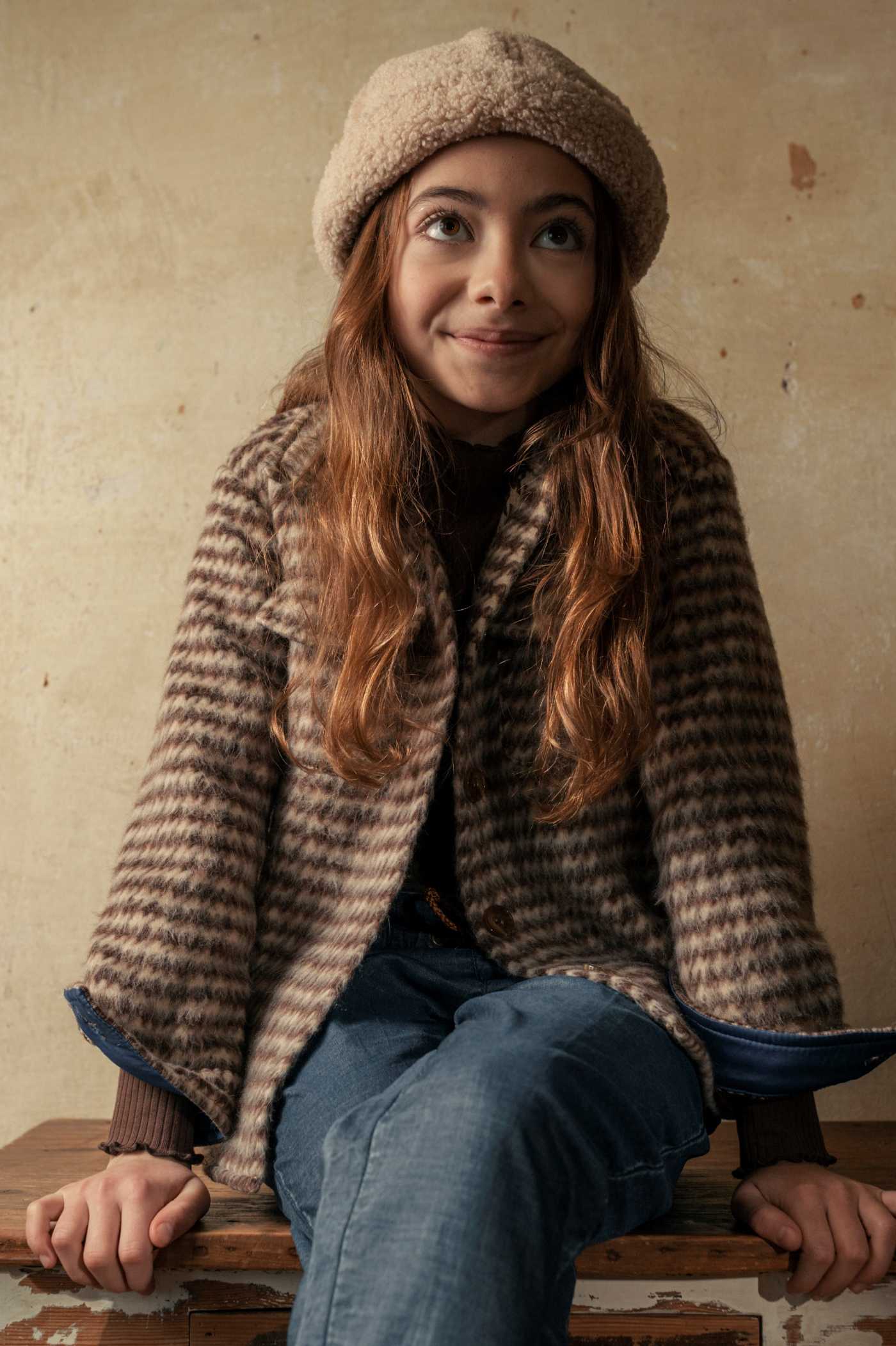 Like Flo oversized wollen meiden blouse in hippe pied-de-poule-ruit en een knoop sluiting.