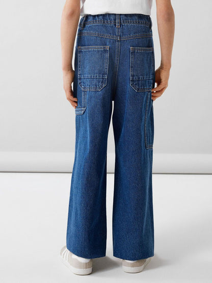 STRAIGHT LEG JEANS