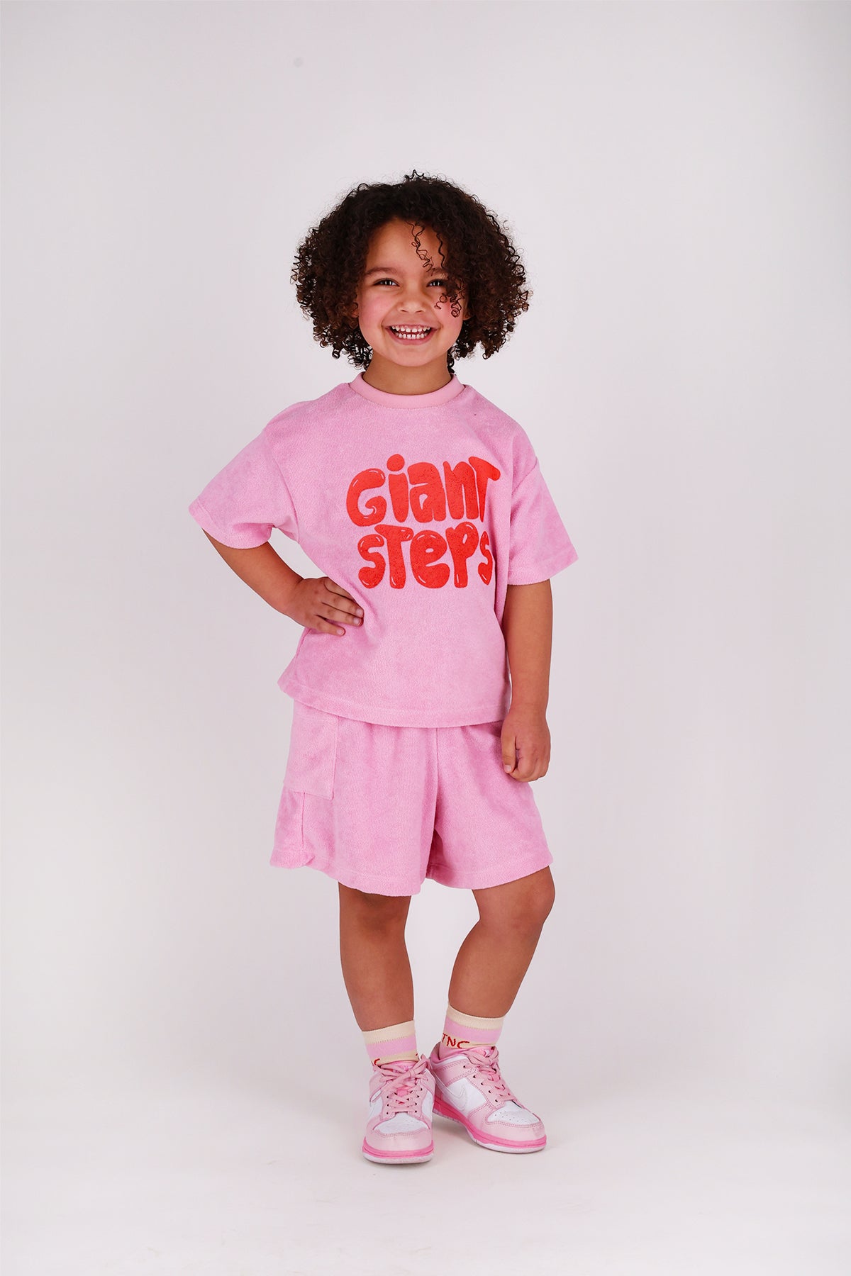The New Chapter Yentl short roze badstof voor meisjes - zijkant