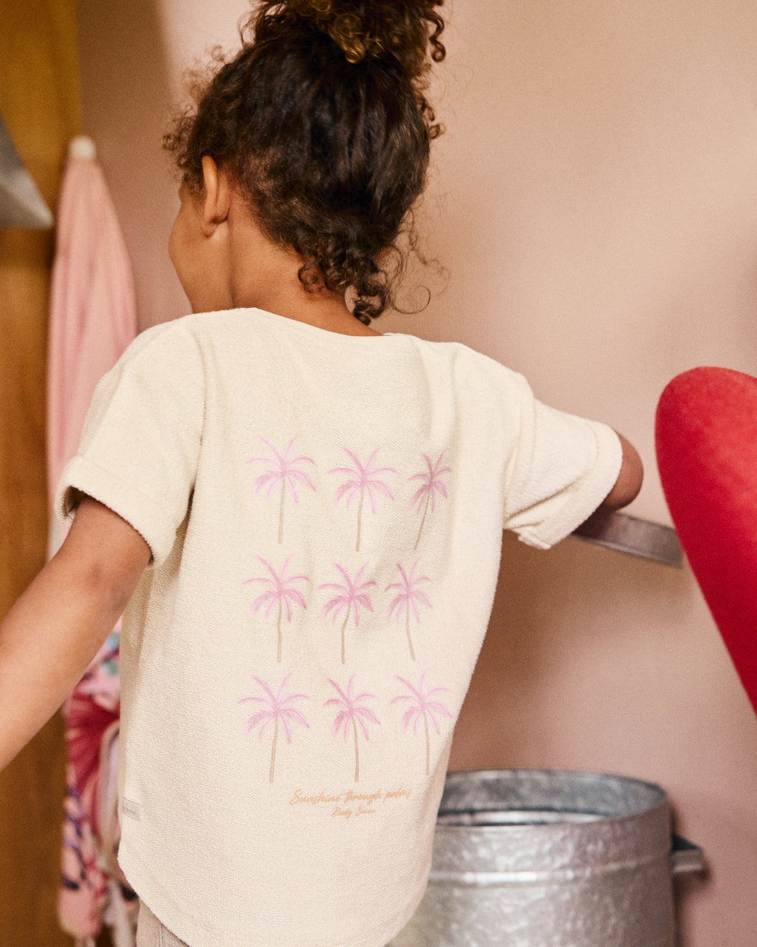 Daily7 T-shirt Beige met Palmboom Print - Meisjes