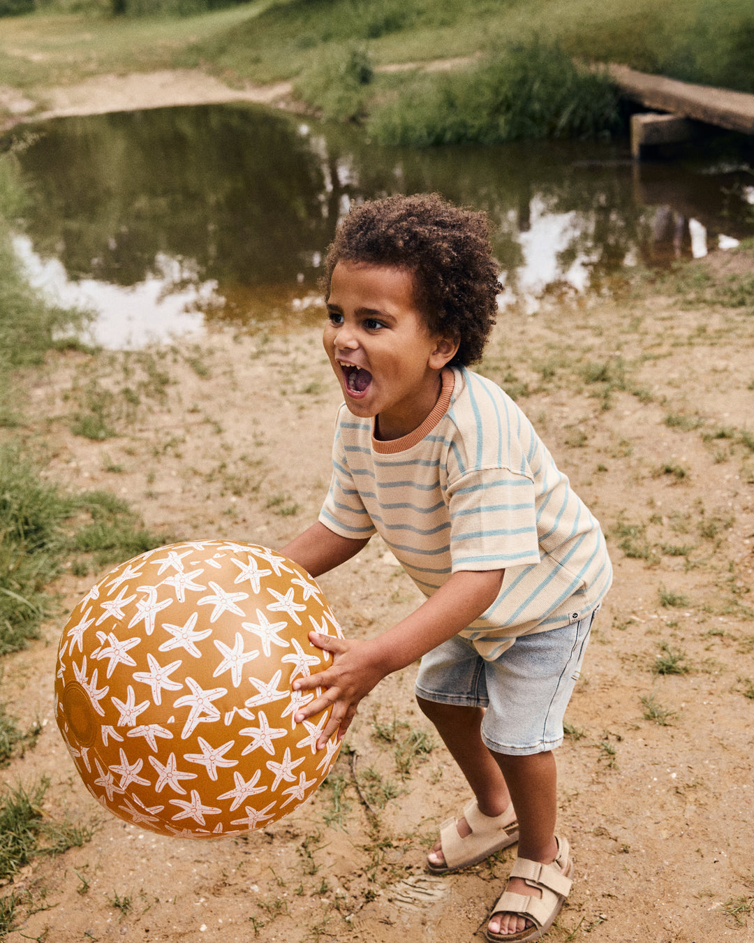 Daily Seven Oversized T-shirt Stripe - Lichtblauw Gestreept - gestyled, spelend