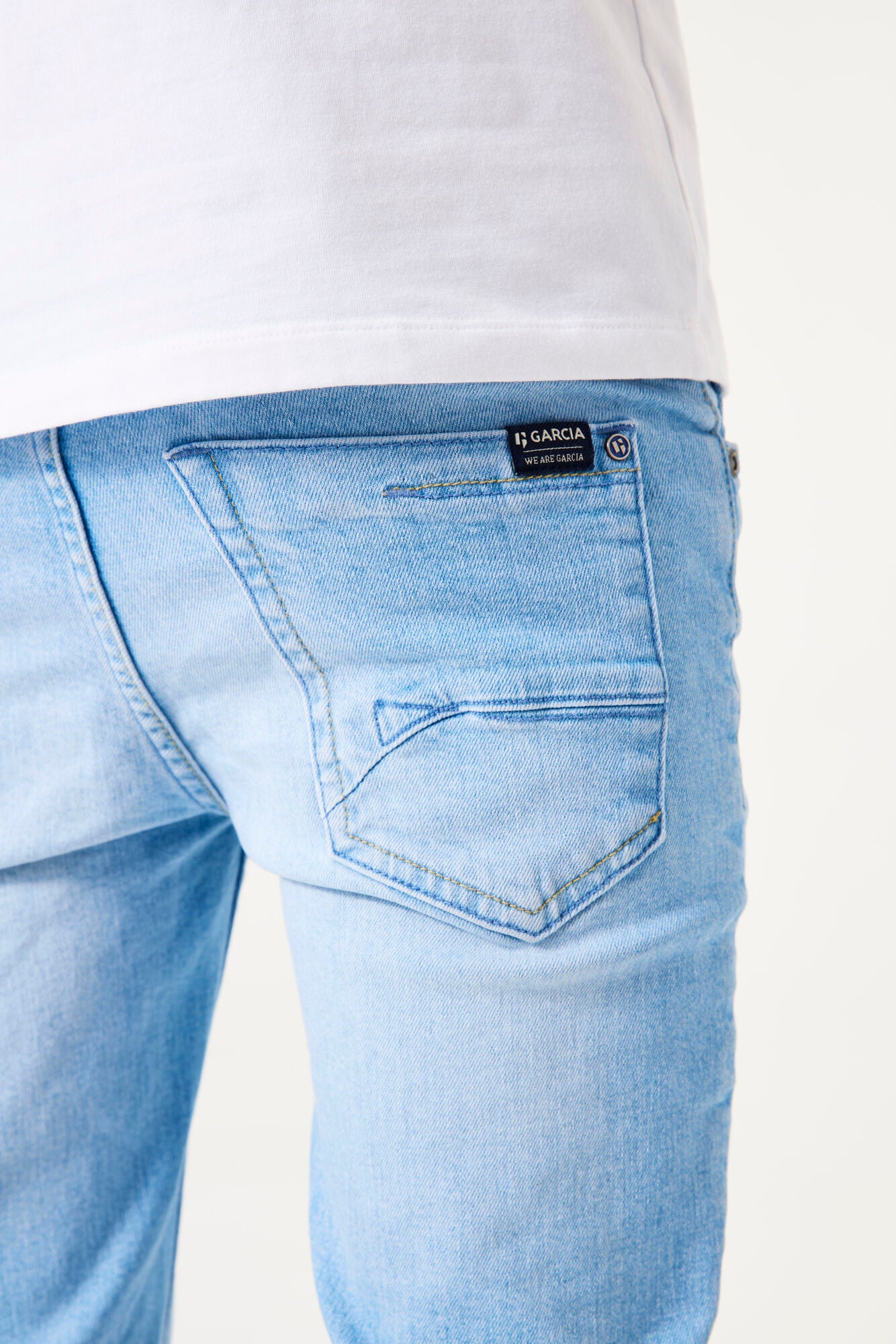 GARCIA Tavio Slim Fit Jeans Lichtblauw - Stoere Jongens Jeans - detail achterkant broekzak