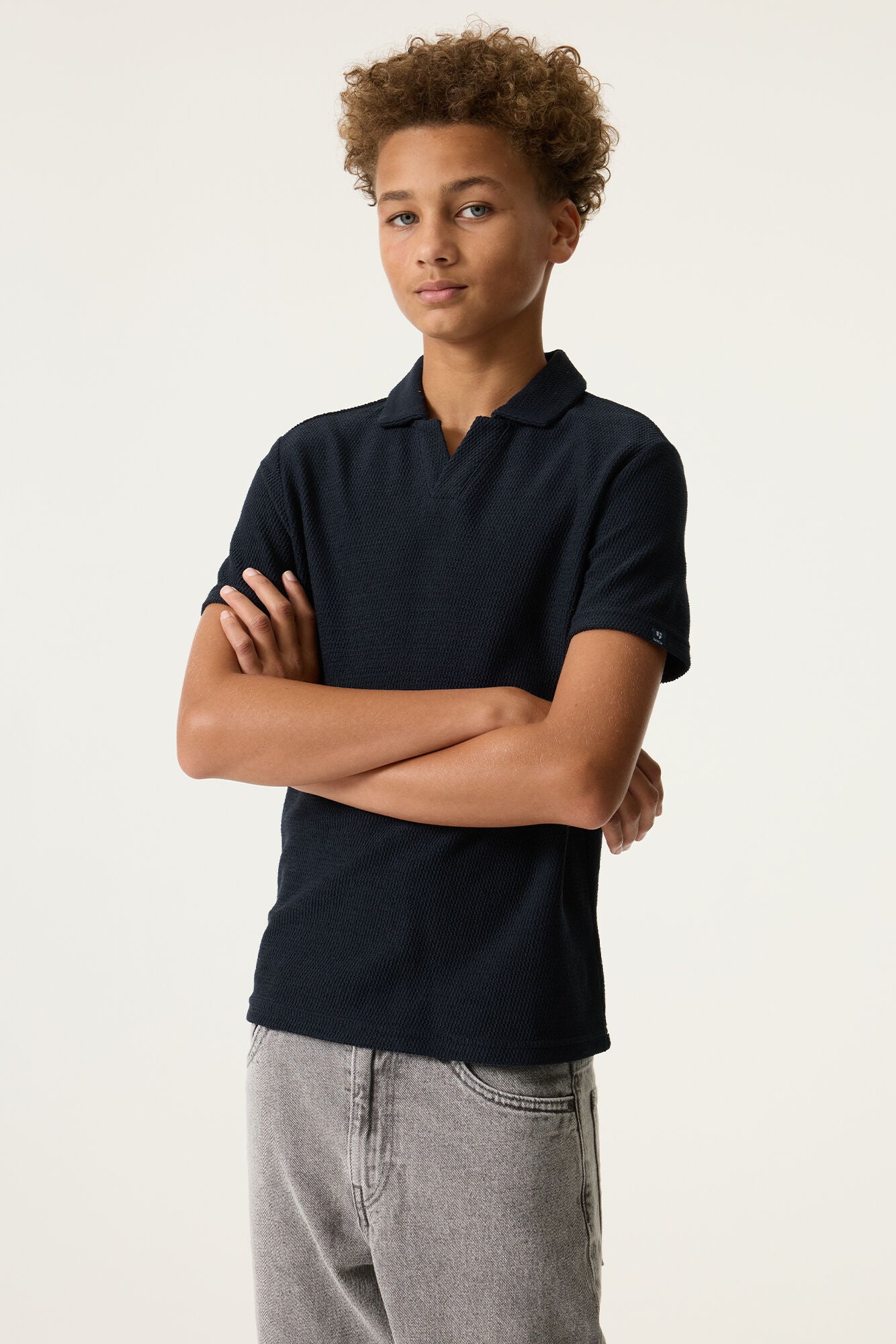 GARCIA Polo Ticture Donkerblauw - Stijlvolle Jongens Polo voor Elke Gelegenheid - voorkant close up gestyled