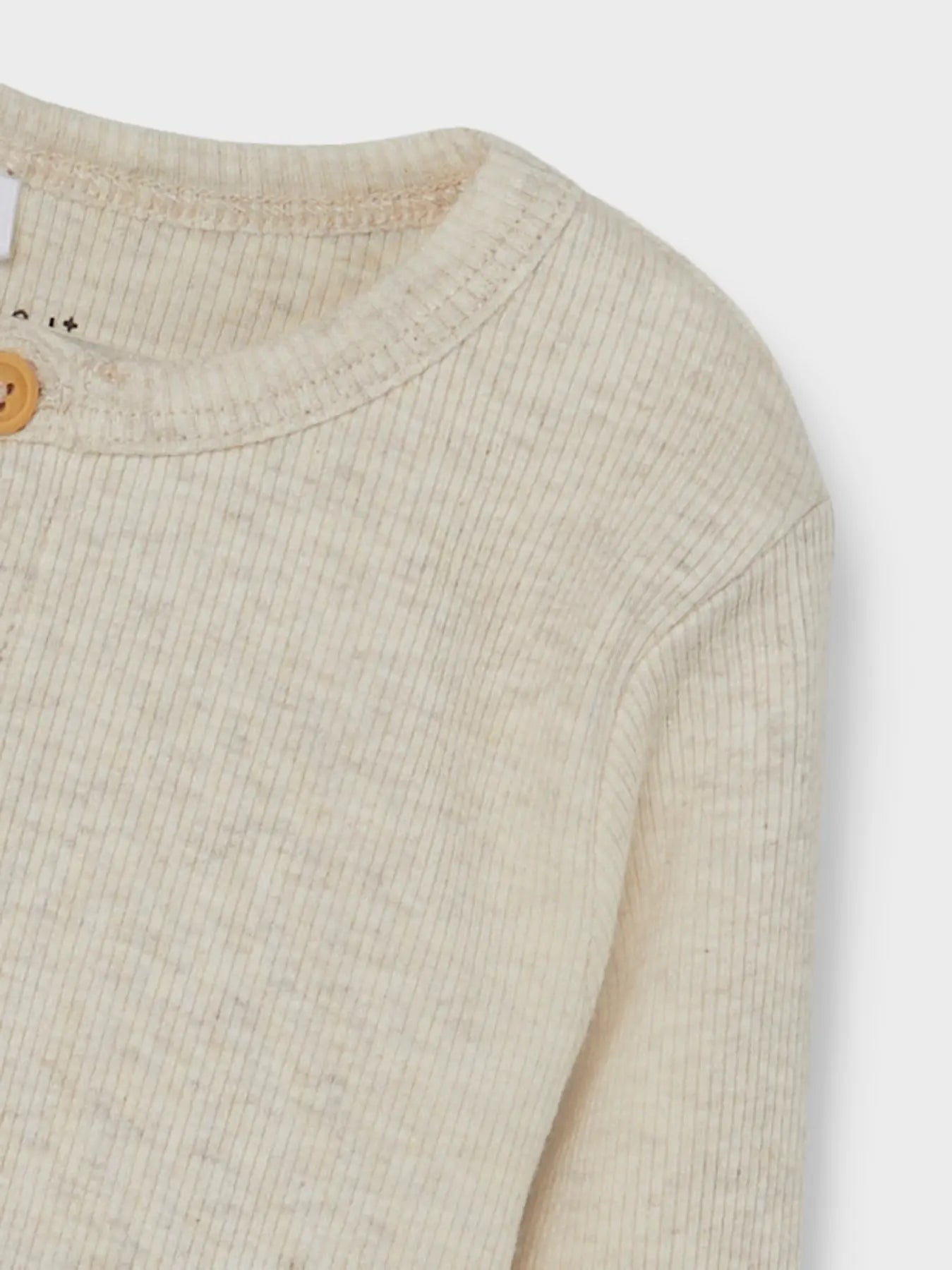 Longsleeve rib knoopjes