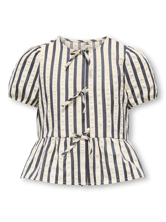 ONLY gestreepte blouse voor meisjes - voorkant met trendy streepdesign