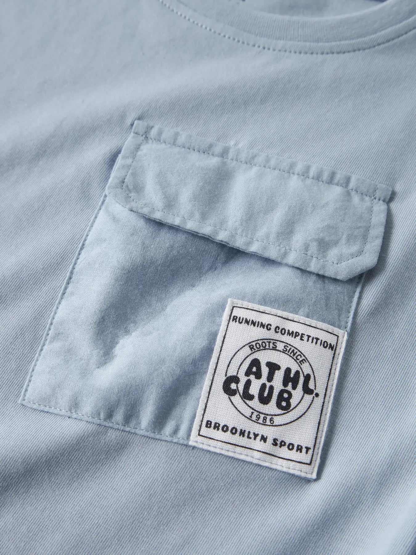 NAME IT Jongens T-shirt Blauw - Pocket Detail - close up