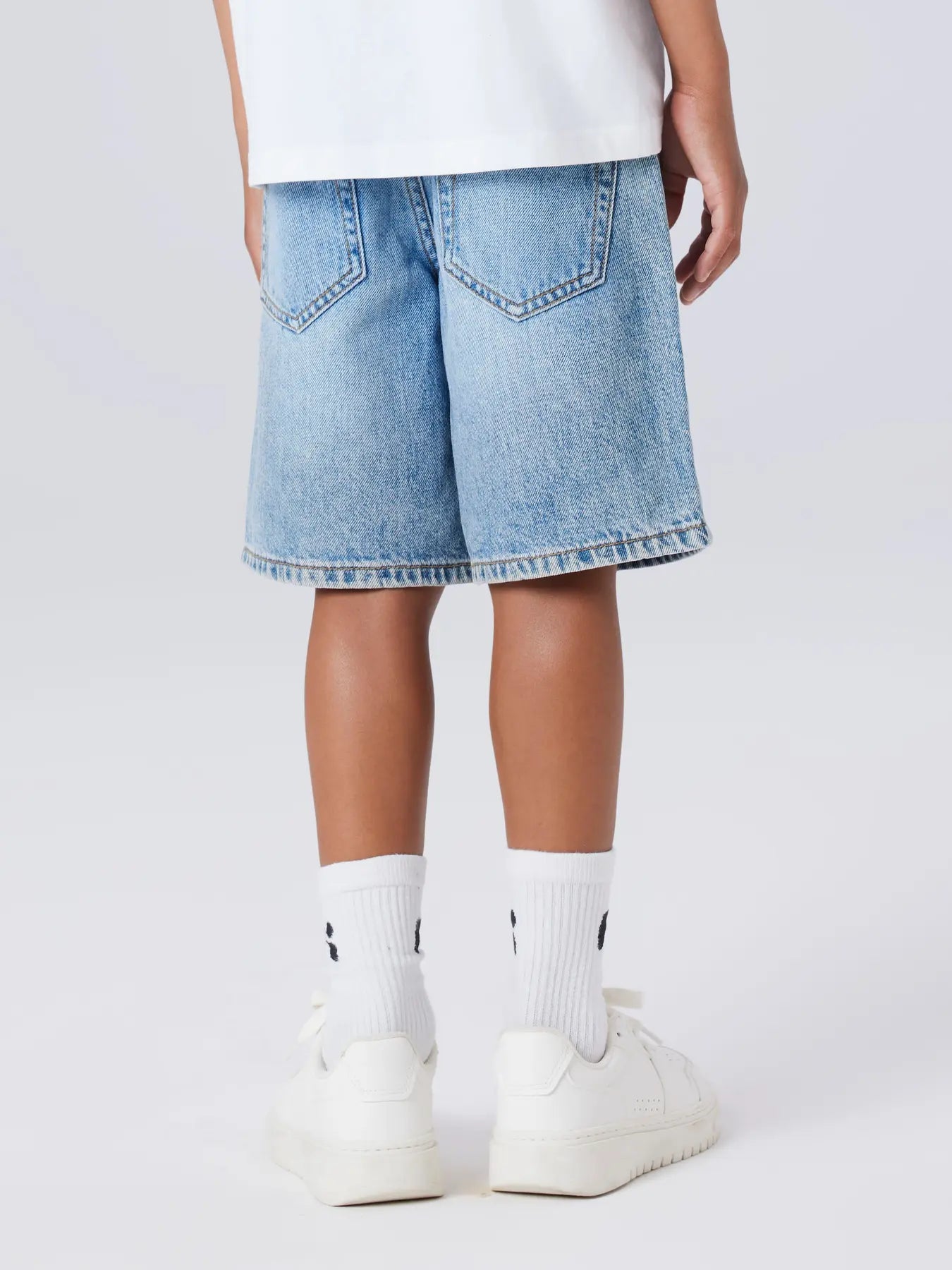 NAME IT Jongens Jeans Short - Light Blue Bleached Denim - zijkant