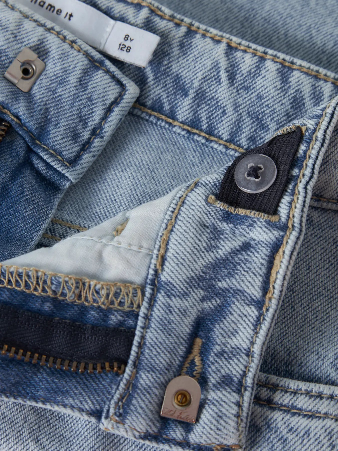 NAME IT Jongens Jeans Short - Light Blue Bleached Denim - close up