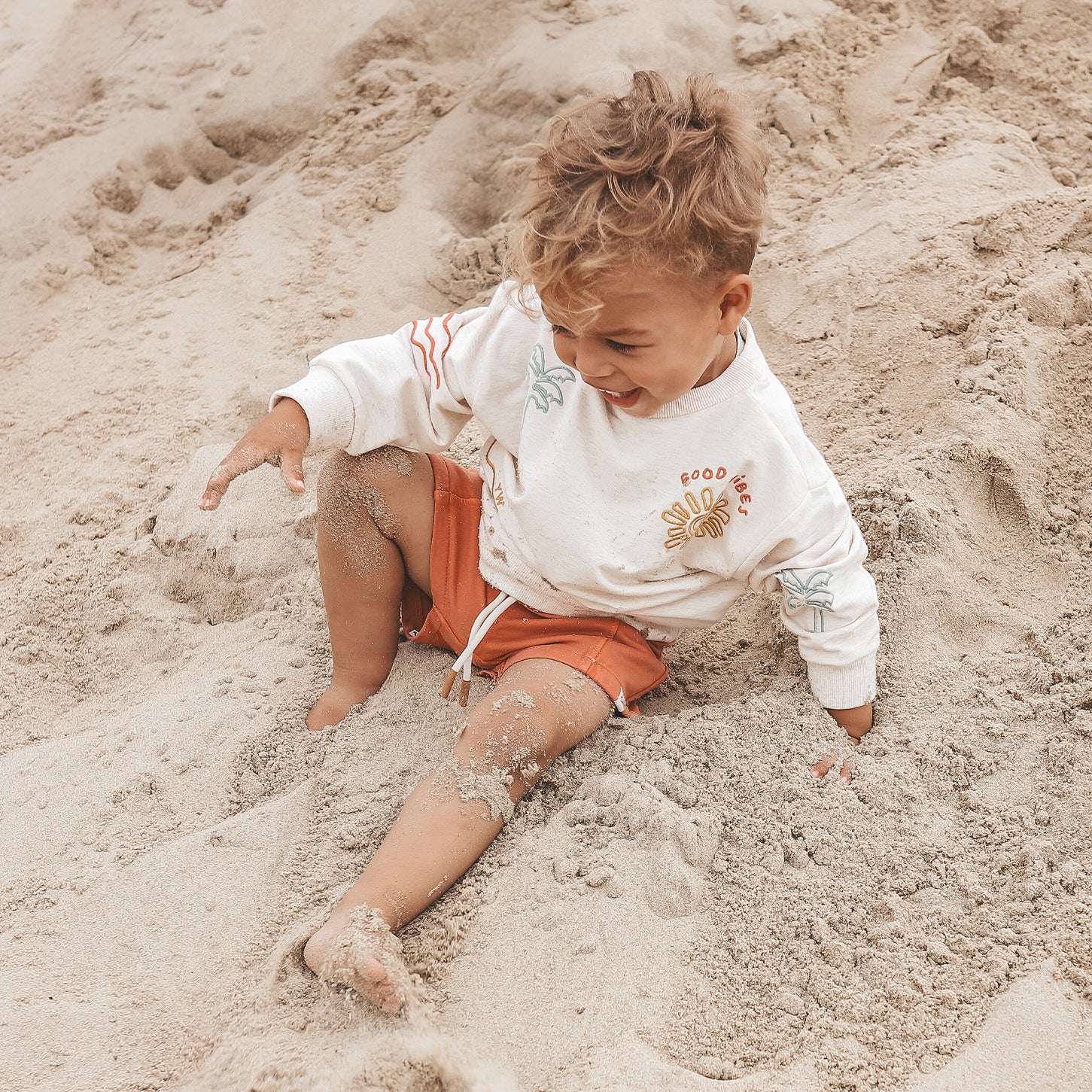 YOUR WISHES Sun Waves Oversized Sweater - styling