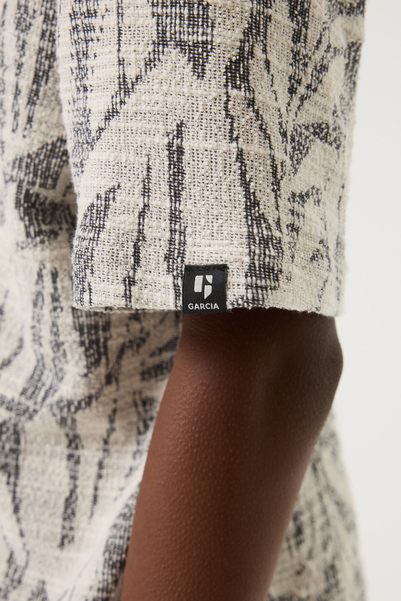 GARCIA Blouse Dark Grey met Print – Teens Jongens