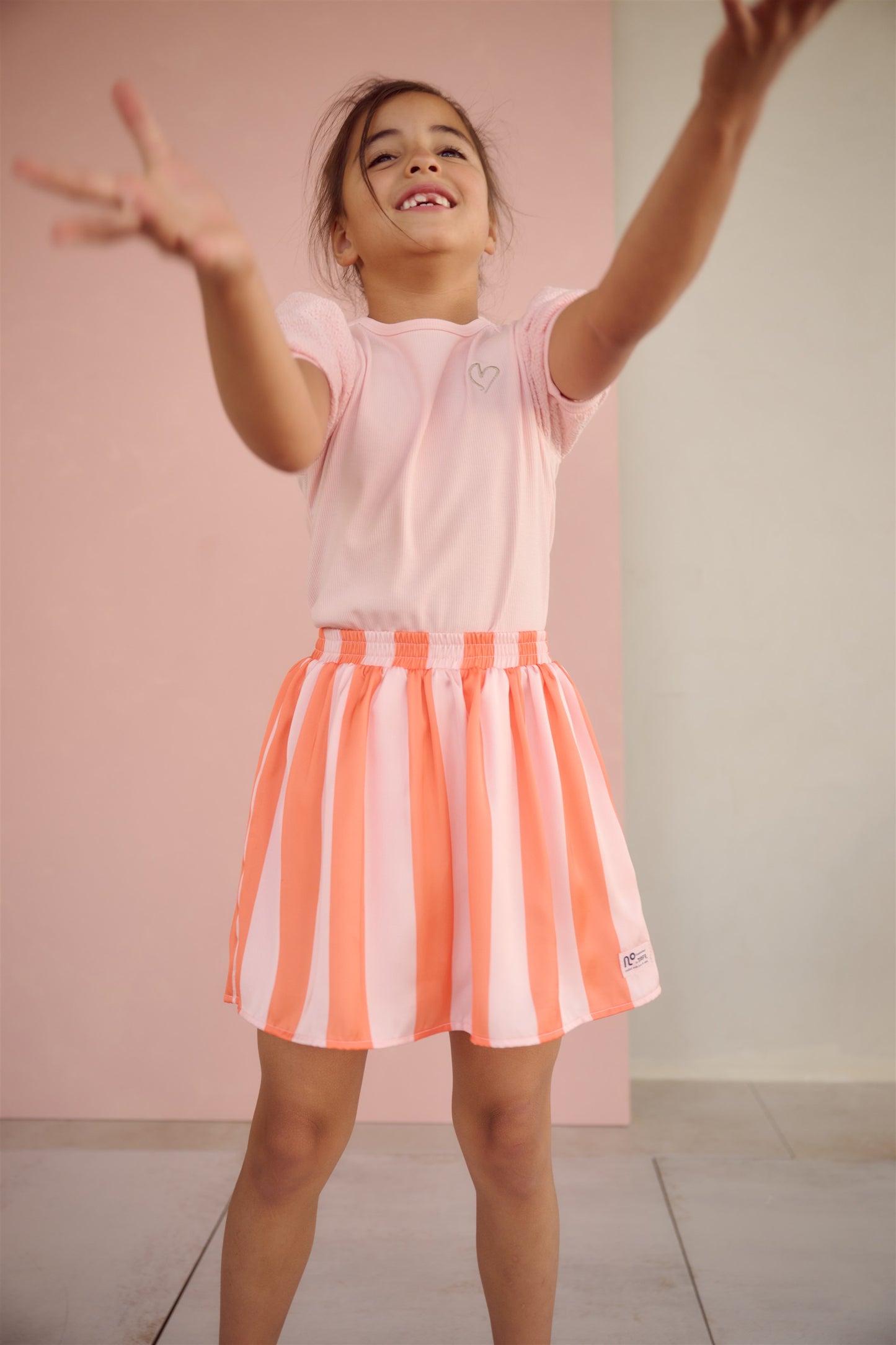 NONO gestreepte rok juicy orange - detail streeppatroon meisjesrok