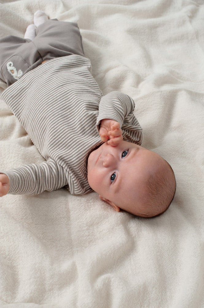 Feetje Broek Sea Sweeties Grijs - Baby Broekje met Elastische Taille - liggend