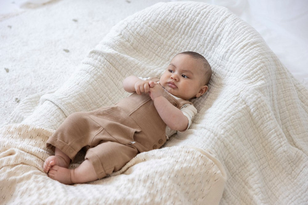 Feetje Tuinbroek Kort Sssiesta - Baby Salopette Camel - gestyled