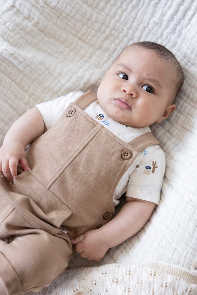 Feetje Tuinbroek Kort Sssiesta - Baby Salopette Camel - gestyled