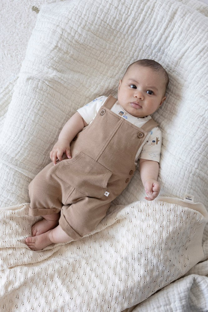 Feetje Tuinbroek Kort Sssiesta - Baby Salopette Camel - gestyled