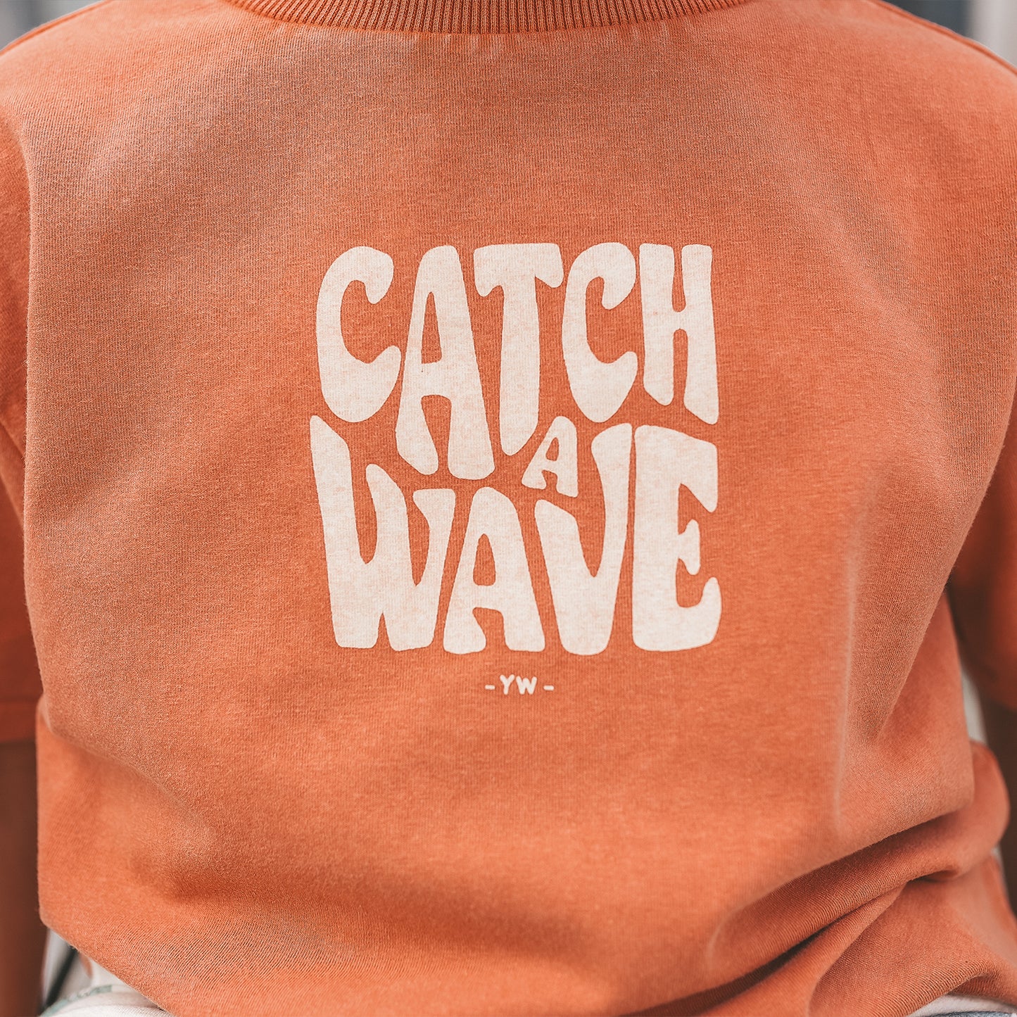 Catch a Wave T-shirt YOUR WISHES ginger kleur jongens zomer outfit