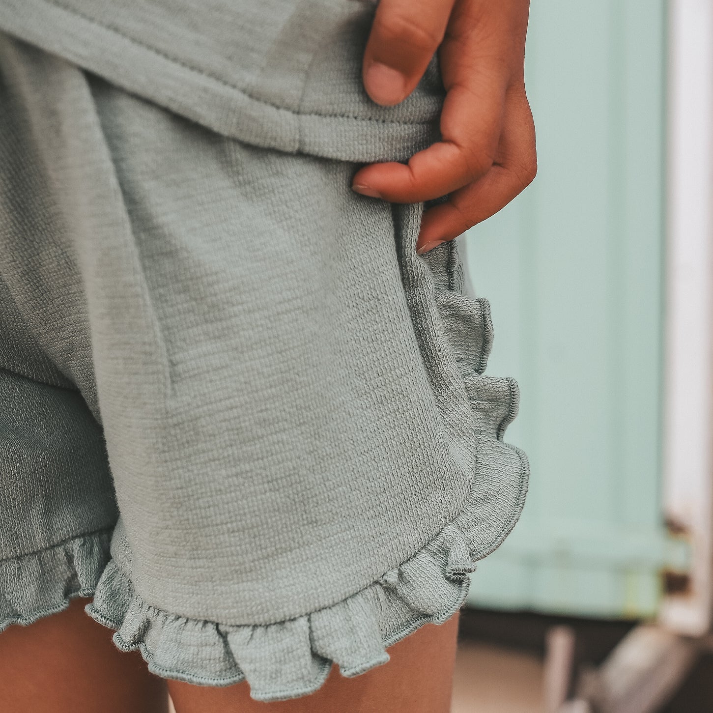 YOUR WISHES meisjes short met ruffle detail - close-up styling