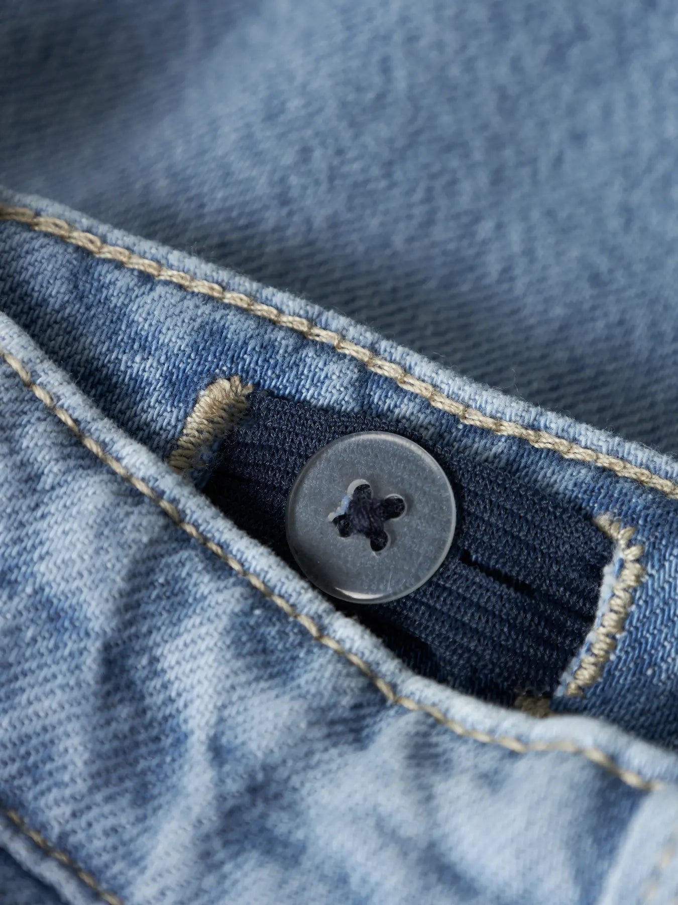 NAME IT straight fold jeans light blue meisjes - close-up denim textuur